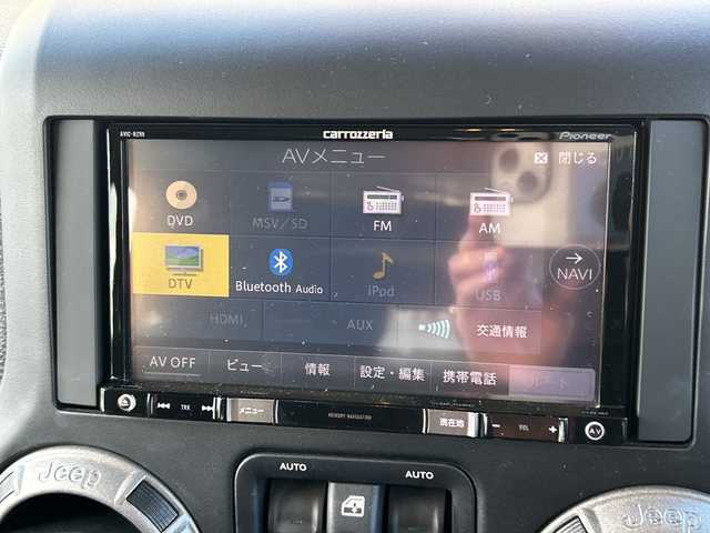 クライスラー・ジープ ジープ ラングラー アンリミテッド スポーツ 道東・釧路十勝 2016(平28)年 4.2万km 黒 ワンオーナー/４WD/社外メモリナビ/ CD/DVD/SD/BT/フルセグ/バックカメラ/サイドカメラ/社外ETC/クルーズコントロール/純正18インチAW/純正フロアマット/ハロゲンヘッドライト/社外フェンダー/社外バンパー/取扱説明書/保証書/スペアキー