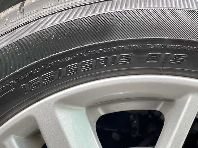 スズキ ソリオ HV MZ 青森県 2024(令6)年 1.1万km ピュアホワイトP 4WD/純正9インチメモリナビ・フルセグTV/CD・DVD・Bluetooth・USB/全方位カメラ/両側パワースライドドア/ヘッドアップディスプレイ/前席シートヒーター/セーフティサポート/デュアルカメラブレーキサポート/追従クルーズコントロール/レーンキープアシスト/ハイビームアシスト/車線逸脱警報/リアパーキングセンサー/ビルトインETC/シートバックテーブル/後席ロールサンシェード/LEDヘッドライト/オートライト/LEDフォグランプ/純正15インチアルミ