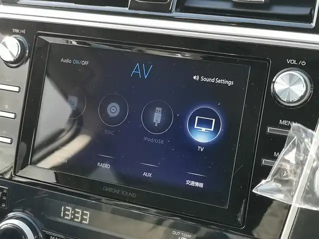 スバル アウトバック リミテッド 茨城県 2018(平30)年 8.2万km クリスタルホワイトP 純正ナビ/【SD・DISC・iPod・USB・TV・BT・ラジオ・AUX】/パワーシート/シートメモリ/シートヒーター/ステアリングヒーター/電動リアゲート/パドルシフト/レーダークルコン/Bカメラ/左サイドカメラ/ETC/BSM/ヒルアシストコントロール/ルーフレール