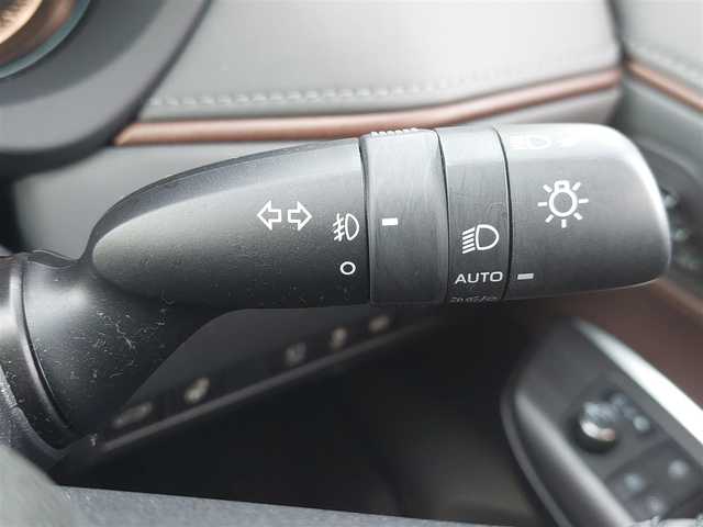 トヨタ ハリアー ハイブリッド Z レザーパッケージ 大分県 2021(令3)年 3.6万km プレシャスブラックパール 調光パノラマルーフ/Toyota Safety Sense/・プリクラッシュセーフティ/・レーントレーシングアシスト/・先行車発進告知機能/・オートマチックハイビーム/・レーダークルーズコントロール/・ロードサインアシスト/・ブラインドスポットモニター/・ヘッドアップディスプレイ/パノラミックビューモニター/デジタルインナーミラー/JBLサウンド/MTモード付きAT/純正ナビ/フルセグTV/ETC2.0/パワーシート/運転席シートメモリー機能/シートヒーター/シートベンチレーション/ステアリングヒーター/パワーバックドア/LEDヘッドライト/ドアバイザー/19インチ純正アルミホイール