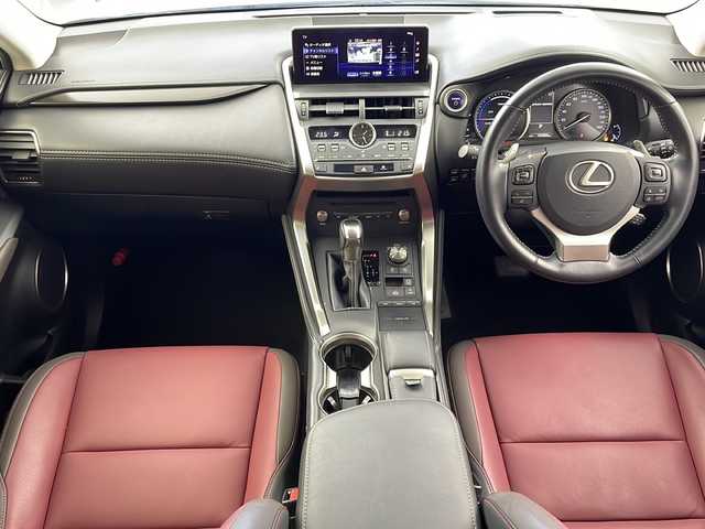 レクサス ＮＸ 300h Iパッケージ 岐阜県 2019(平31)年 4.4万km ソニッククォーツ メーカーナビ　/全方位カメラ/フルセグ/ＣＤ／ＤＶＤ再生/Bluetooth　/置くだけ充電　/ＥＴＣ2.0/ブラインドスポットモニター　/ヘッドアップディスプレイ　/電動リアゲート　/レーンキープアシスト　/レーダークルーズコントロール　/シートヒーター　/衝突軽減ブレーキ/オートマチックハイビーム/ＬＥＤヘッドライト/クリアランスソナー