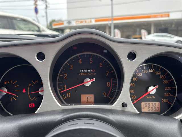日産 フェアレディ Ｚ バージョンNISMO 熊本県 2007(平19)年 10.9万km プレミアムパッショネイトオレンジ 純正エアロパーツ/リアウィング/ブレンボキャリパー/社外ナビ(AVIC-VH099G)/【ワンセグTV/CD/DVD】/バックカメラ /ハーフレザーシート/純正18インチアルミホイール/オーバーフェンダー/純正フロアマット/横滑り防止装置/盗難防止装置/取扱説明書/保証書/リモコンキー