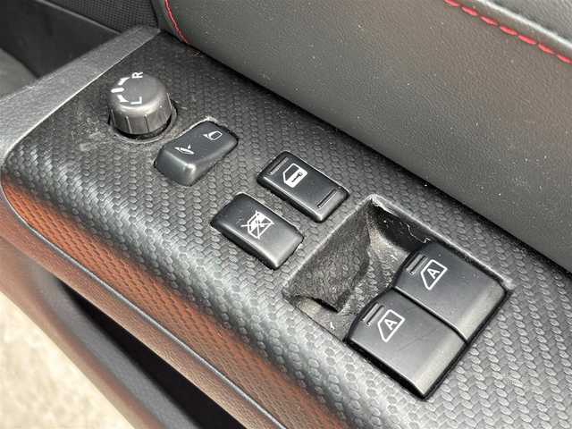 日産 フェアレディ Ｚ バージョンNISMO 熊本県 2007(平19)年 10.9万km プレミアムパッショネイトオレンジ 純正エアロパーツ/リアウィング/ブレンボキャリパー/社外ナビ(AVIC-VH099G)/【ワンセグTV/CD/DVD】/バックカメラ /ハーフレザーシート/純正18インチアルミホイール/オーバーフェンダー/純正フロアマット/横滑り防止装置/盗難防止装置/取扱説明書/保証書/リモコンキー