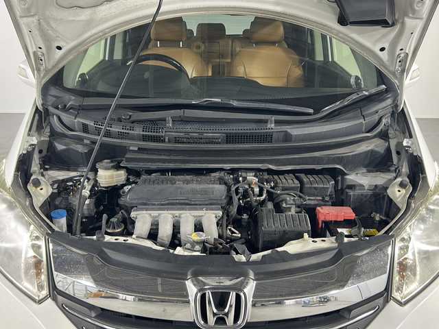 ホンダ フリード G ジャストセレクション 福岡県 2015(平27)年 10.1万km プラチナホワイトパール ・Bluetooth/・Bカメラ/・片側パワースライドドア/・ETC