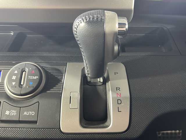 ホンダ フリード G ジャストセレクション 福岡県 2015(平27)年 10.1万km プラチナホワイトパール ・Bluetooth/・Bカメラ/・片側パワースライドドア/・ETC