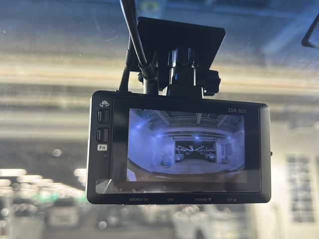 ホンダ フリード G ジャストセレクション 福岡県 2015(平27)年 10.1万km プラチナホワイトパール ・Bluetooth/・Bカメラ/・片側パワースライドドア/・ETC