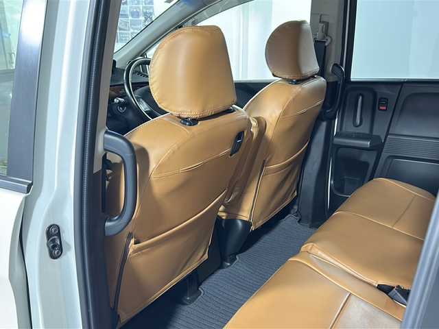 ホンダ フリード G ジャストセレクション 福岡県 2015(平27)年 10.1万km プラチナホワイトパール ・Bluetooth/・Bカメラ/・片側パワースライドドア/・ETC