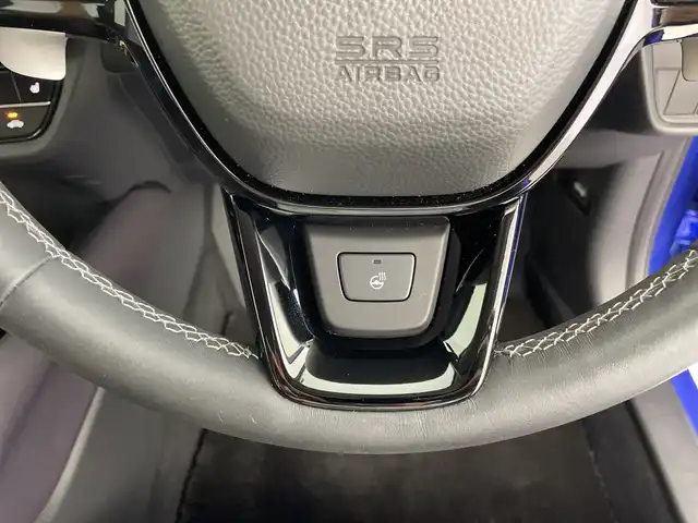 ホンダ ＺＲ－Ｖ ハイブリッド e:HEV Z 鹿児島県 2024(令6)年 1.3万km プレミアムクリスタルブルークリスタル ホンダセンシング/レーダークルーズコントロール/純正９インチナビ/フルセグTV/マルチビューモニター/パワーバックドア/レザーシート/シートヒーター/スマートキー/プッシュスタート/ＬＥＤヘッドライト/ビルトインＥＴＣ２．０/ブラインドスポットモニター/パドルシフト/シートメモリー/ＢＯＳＥサウンド/おくだけ充電