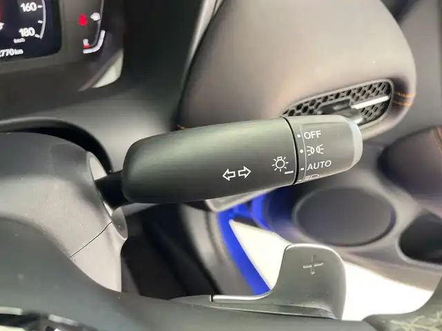 ホンダ ＺＲ－Ｖ ハイブリッド e:HEV Z 鹿児島県 2024(令6)年 1.3万km プレミアムクリスタルブルークリスタル ホンダセンシング/レーダークルーズコントロール/純正９インチナビ/フルセグTV/マルチビューモニター/パワーバックドア/レザーシート/シートヒーター/スマートキー/プッシュスタート/ＬＥＤヘッドライト/ビルトインＥＴＣ２．０/ブラインドスポットモニター/パドルシフト/シートメモリー/ＢＯＳＥサウンド/おくだけ充電