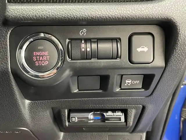 スバル ＷＲＸ ＳＴＩ STI タイプS 愛知県 2016(平28)年 4.9万km WRブルーパール 純正ＳＤナビ　バックカメラ　ＳＴｉパーツ多数　ＳＴｉエアロ　ＳＴｉマフラー　ＳＴｉダウンサス　ＳＴｉ１８インチアルミホイール　ＥＴＣ　リアウィング　ドライブレコーダー　プッシュスタート　ＭＴ車　禁煙車