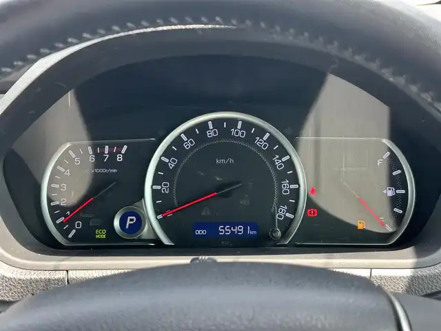 トヨタ ヴォクシー ZS 煌Ⅱ 愛知県 2016(平28)年 5.6万km アイスチタニウムマイカメタリック ワンオーナー/SDナビ/フルセグ/BT/CD/DVD/バックカメラ/アイドリングストップ/レーンキープアシスト/プッシュスタート/ETC/純正フロアマット/純正ドライブレコーダー/スマートキー/スペアキー/三列シート/ウォークスルー/両側パワースライド/取説/保証書