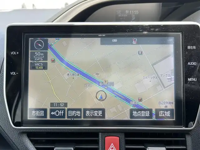 トヨタ ヴォクシー ZS 煌Ⅱ 愛知県 2016(平28)年 5.6万km アイスチタニウムマイカメタリック ワンオーナー/SDナビ/フルセグ/BT/CD/DVD/バックカメラ/アイドリングストップ/レーンキープアシスト/プッシュスタート/ETC/純正フロアマット/純正ドライブレコーダー/スマートキー/スペアキー/三列シート/ウォークスルー/両側パワースライド/取説/保証書