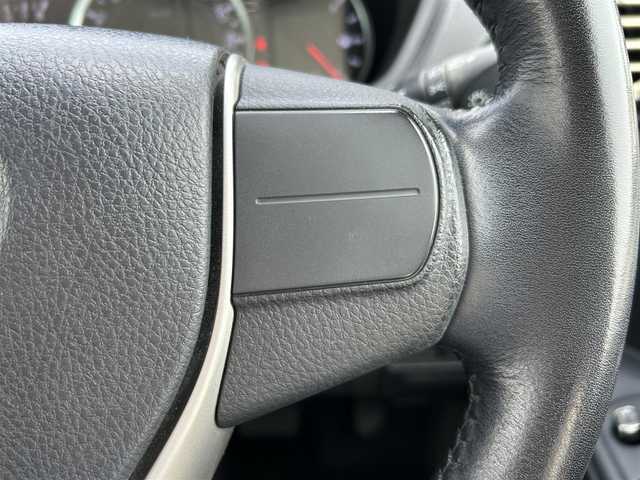 トヨタ ヴォクシー ZS 煌Ⅱ 兵庫県 2016(平28)年 5.6万km アイスチタニウムマイカメタリック ワンオーナー/SDナビ/フルセグ/BT/CD/DVD/バックカメラ/アイドリングストップ/セーフティセンスC/・プリクラッシュセーフティシステム/・レーンディパーチャーアラート/・オートマチックハイビーム/先行車発進告知機能/プッシュスタート/ETC/純正フロアマット/純正ドライブレコーダー/スマートキー/スペアキー/三列シート/ウォークスルー/両側パワースライド/取説/保証書