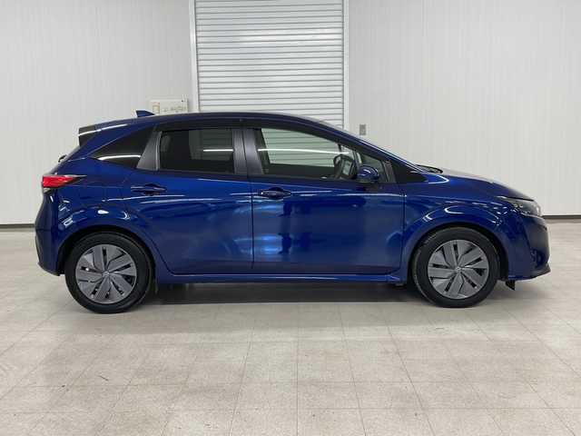 日産 ノート X 熊本県 2022(令4)年 1.4万km オーロラフレアブルーパール 純正ディスプレイオーディオ（ナビ/ラジオ/フルセグ/ＢＴ）/バックカメラ/ＥＴＣ/前方ドライブレコーダー/レーンキープアシスト/衝突軽減システム/横滑り防止装置/速度標識表示/標識検知支援/前後コーナーセンサー/ステアリングスイッチ/電動パーキングブレーキ/オートライト/オートハイビーム/プッシュスタート/スマートキー×２/純正フロアマット/ドアバイザー