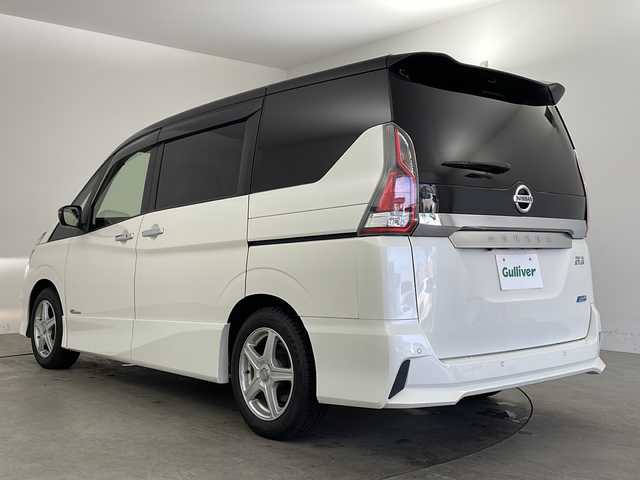 日産 セレナ ハイウェイスター G プロパイロットED 兵庫県 2016(平28)年 7.1万km ブリリアントホワイトパール 2トーン ・純正ナビ&TV&CD&DVD&HDMI&BT&USB/・純正フリップダウンモニター/・プロパイロット/・レーンキープアシスト/・エマージェンシーブレーキ/・純正ドライブレコーダー/・バックカメラ/・ビルトインETC/・両側パワースライドドア/・タッチフリースライドドア/・シートヒーター/・前後コーナーセンサー/・LEDオートライト/・横すべり防止装置/・アイドリングストップ/・ブレーキホールド/・LEDライト/・電動パーキングブレーキ/・社外16インチアルミホイール/・社外フロアマット/・盗難防止装置