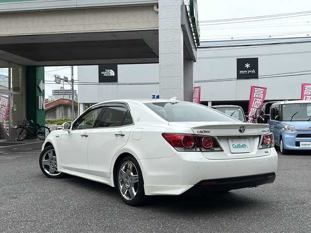 トヨタ クラウン ハイブリッド アスリートS J－フロンティア 埼玉県 2017(平29)年 13.6万km ホワイトパールクリスタルシャイン AIS検査済み/メーカー純正メモリナビゲーション/（CD/DVD/BT）/フルセグテレビ /バックカメラ/サンルーフ/アダプティブクルーズコントロール/プリクラッシュセーフティ/レーンキープアシスト/社外18インチアルミホイール/クリアランスソナー /LEDヘッドライト/LEDフォグランプ/パワーシート/シートヒーター/ハーフレザーシート/ウッドコンビステアリング/ステアリングリモコン/オートライト/オートリトラミラー/プッシュスタート/スマートキー/新車保証書/取扱説明書