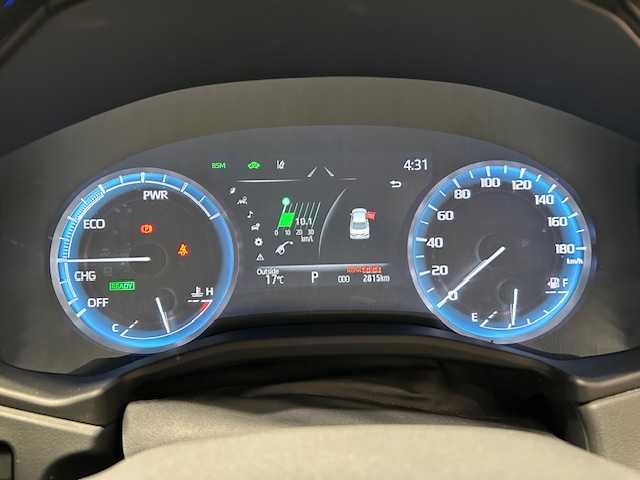 トヨタ クラウン ハイブリッド RS アドバンス 宮城県 2021(令3)年 0.3万km シルバー 純正ナビ/トヨタセーフティセンス/・プリクラッシュセーフティー/・レーントレーシングアシスト/・レーダークルーズコントロール/・ロードサインアシスト/・アダプティブハイビームシステム/先行者発進告知機能/ブラインドスポットモニター/インテリジェントクリアランスソナー/リヤクロストラフィックオートブレーキ/ヘッドアップディスプレイ/三眼LEDヘッドライト/フォグランプ/オートライト/シートメモリ/パワーシート/ハンドルヒーター/シートヒーター/エアーシート/バックカメラ/フルセグTV/Bluetooth、CD/純正ビルトイン2.0ETC/純正前後ドライブレコーダー/純正フロアマット/純正アルミホイール