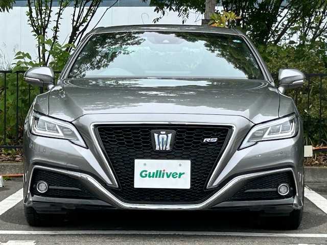トヨタ クラウン ハイブリッド RS アドバンス 宮城県 2021(令3)年 0.3万km シルバー 純正ナビ/トヨタセーフティセンス/・プリクラッシュセーフティー/・レーントレーシングアシスト/・レーダークルーズコントロール/・ロードサインアシスト/・アダプティブハイビームシステム/先行者発進告知機能/ブラインドスポットモニター/インテリジェントクリアランスソナー/リヤクロストラフィックオートブレーキ/ヘッドアップディスプレイ/三眼LEDヘッドライト/フォグランプ/オートライト/シートメモリ/パワーシート/ハンドルヒーター/シートヒーター/エアーシート/バックカメラ/フルセグTV/Bluetooth、CD/純正ビルトイン2.0ETC/純正前後ドライブレコーダー/純正フロアマット/純正アルミホイール