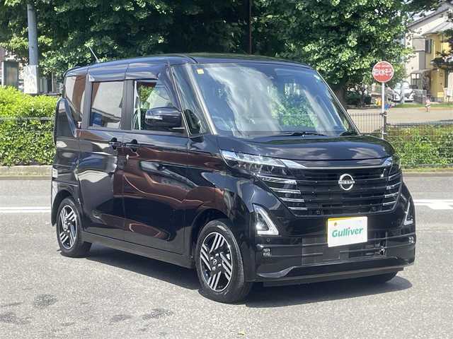 日産 ルークス ハイウェイスター X 神奈川県 2023(令5)年 0.4万km ブラック ワンオーナー/インテリジェントエマージェンシーブレーキ/踏み間違え防止アシスト/車線逸脱防止警報/アシスト/前方衝突予測警報/純正9インチナビ/CD/DVD/Bluetooth/地デジ/アラウンドビューモニター/ナビ連動ドライブレコーダー(前方/室内)/ETC2.0/両側パワースライドドア/LEDヘッドランプ/オートライト/プラズマクラスター付きリアシーリングファン/リアドアロールサンシェード/スマートキー/スペアキーあり/保証書/取説/ナビ取説あり