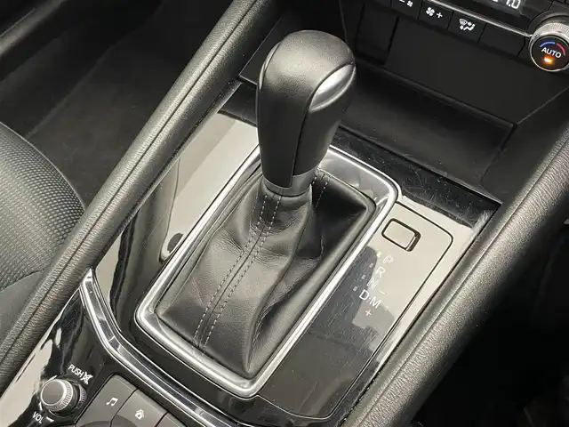 マツダ ＣＸ－５ XD プロアクティブ 愛知県 2019(平31)年 8.7万km スノーフレイクホワイトパールマイカ 純正８型ナビ　フルセグＴＶ　Ｂｌｕｅｔｏｏｔｈ　バックカメラ　ＵＳＢ　レーダークルコン　ＥＴＣ　シートヒーター　パワーバックドア　ＨＵＤ　衝突軽減　ＬＥＤヘッドライト　ＢＳＭ　スマートキー　禁煙車