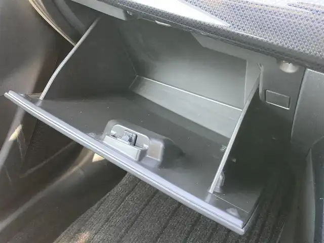 マツダ デミオ 15S 静岡県 2018(平30)年 3.4万km マシーングレープレミアムM スマートシティブレーキサポート/純正SDナビ/　AM FM CD DVD Bluetooth USB AUX/フルセグTV/ETC/LEDオートヘッドランプ/シートヒーター(前席)/純正15インチアルミホイール/リアクリアランスソナー/スマートキー2本/MTモード付AT/アイドリングストップ/ワンオーナー/バックモニター/前後方ドライブレコーダー