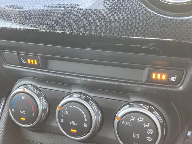マツダ デミオ 15S 静岡県 2018(平30)年 3.4万km マシーングレープレミアムM スマートシティブレーキサポート/純正SDナビ/　AM FM CD DVD Bluetooth USB AUX/フルセグTV/ETC/LEDオートヘッドランプ/シートヒーター(前席)/純正15インチアルミホイール/リアクリアランスソナー/スマートキー2本/MTモード付AT/アイドリングストップ/ワンオーナー/バックモニター/前後方ドライブレコーダー