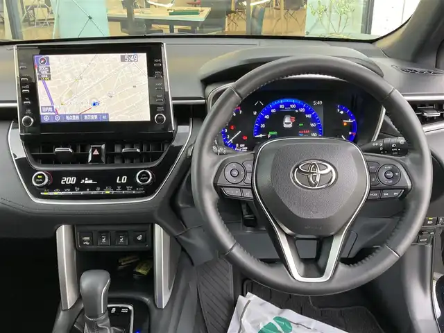 トヨタ カローラ クロス ハイブリッド Z 香川県 2023(令5)年 3.2万km アティチュードブラックマイカ トヨタセーフティーセンス/・プリクラッシュ/・LTA/純正9インチDA/バックカメラ/ハーフレザーシート/パワーシート/シートヒーター/パワーバックドア/革巻きステアリング/ステアリングリモコン/レーダークルーズ/BSM/LEDライト/スマートキー/プッシュスタート