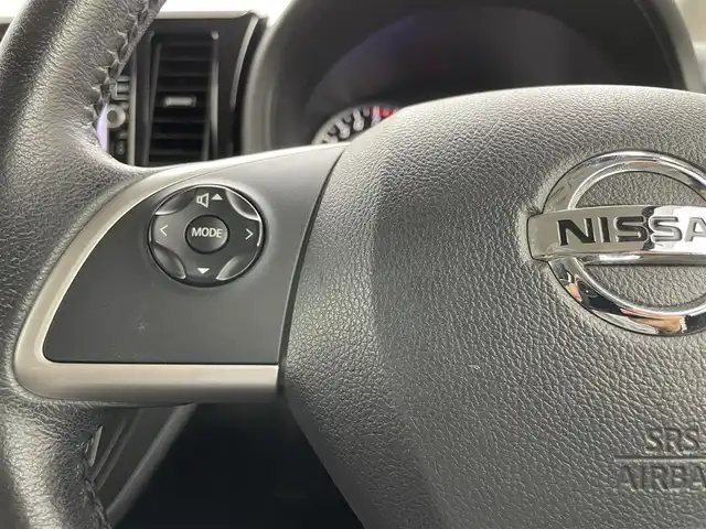 日産 デイズ ルークス ハイウェイスターX Gパッケージ 岡山県 2017(平29)年 4.5万km スパークリングレッド/ブラック 純正SDナビ/【Bluetooth/フルセグTV/AUX/iPod】/型番：MM316D-W/両側電動スライドドア/アラウンドビューモニタ/ＬＥＤヘッドライト/オートハイビーム/エマージェンシーブレーキ/ＥＴＣ　/アイドリングストップ/TVキャンセラー/ISOFIX/リアサーキュレーター/ステアリングスイッチ/シートバックテーブル/純正ドアバイザー/スマートキー×2/取扱説明書