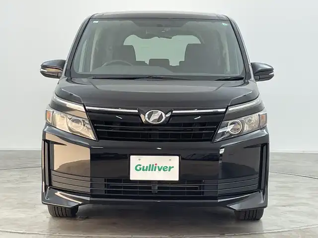 トヨタ ヴォクシー X 群馬県 2015(平27)年 8.8万km ブラック 純正９型ナビ　バックカメラ　純正ビルトインＥＴＣ　純正ドライブレコーダー　ステアリングリモコン　オートライト　スマートキー　プッシュスタート　ＬＥＤヘッドライト　アイドリングストップ　パニティミラー
