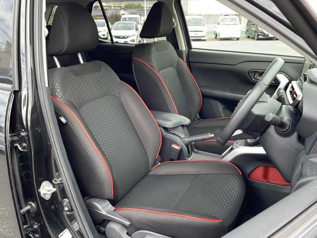 トヨタ ライズ Z 山口県 2020(令2)年 6万km ブラックマイカメタリック ワンオーナー車/純正メモリナビ/Bluetooth/フルセグTV/バックカメラ/コーナーセンサー/LEDヘッドライト/LEDフォグライト/リアフォグライト/前席シートヒーター/スマートキー＆プッシュスタート/ブラインドスポットモニター/オートマチックハイビーム/衝突軽減ブレーキ/横滑り防止装置/レーンキープアシスト/ステアリングスイッチ/レーダークルーズコントロール/アイドリングストップ/ビルトインETC/保証書・取説/スペアタイヤ