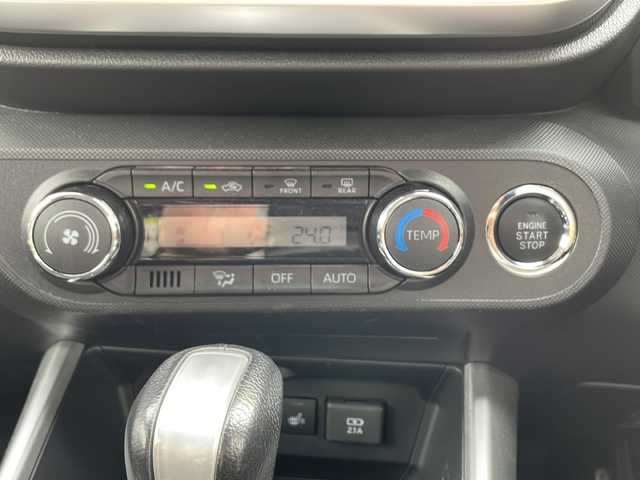 トヨタ ライズ Z 山口県 2020(令2)年 6万km ブラックマイカメタリック ワンオーナー車/純正メモリナビ/Bluetooth/フルセグTV/バックカメラ/コーナーセンサー/LEDヘッドライト/LEDフォグライト/リアフォグライト/前席シートヒーター/スマートキー＆プッシュスタート/ブラインドスポットモニター/オートマチックハイビーム/衝突軽減ブレーキ/横滑り防止装置/レーンキープアシスト/ステアリングスイッチ/レーダークルーズコントロール/アイドリングストップ/ビルトインETC/保証書・取説/スペアタイヤ