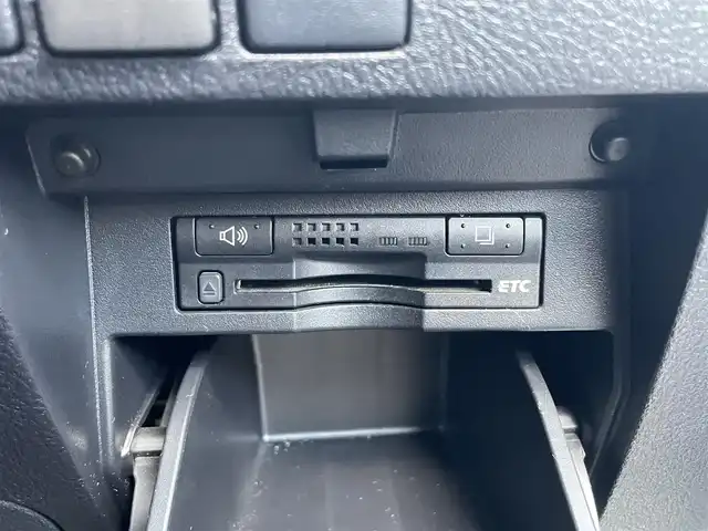 トヨタ アルファード S Aパッケージ 静岡県 2016(平28)年 6.5万km ホワイトパールクリスタルシャイン ワンオーナー/純正ナビ/・フルセグＴＶ/・Ｂｌｕｅｔｏｏｔｈ接続/・ＤＶＤ再生/社外フリップダウンモニター/クルーズコントロール/両側パワースライドドア/電動パーキングブレーキ/オートブレーキホールド/AC100V電源/前後コーナーセンサー/プッシュスタート/スマートキー/スペアキー/ビルトインＥＴＣ/ＬＥＤオートライト/純正フロアマット/社外シートカバー/社外20インチアルミホイール