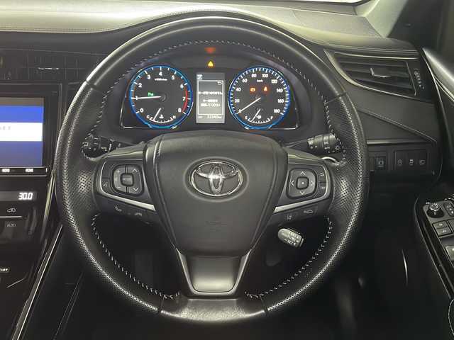 トヨタ ハリアー プレミアム スタイルノアール 広島県 2020(令2)年 3.4万km ブラックマイカ 純正オプション９型ナビ　/バックカメラ　/レーダークルーズコントロール　/フルセグＴＶ　/パワーシート　/コーナーセンサー　/パワーバックドア　/オートハイビーム　/衝突軽減ブレーキ　/ドラレコ　/ETC　/オートライト/純正18インチアルミホイール(235/55/R18)/エアバック（運転席/助手席/サイド）