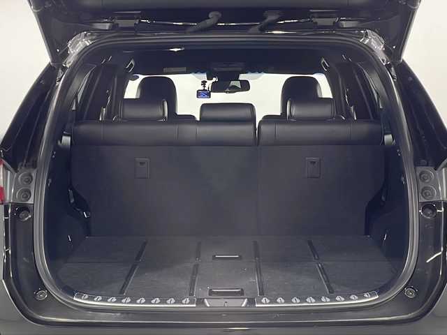 トヨタ ハリアー プレミアム スタイルノアール 広島県 2020(令2)年 3.4万km ブラックマイカ 純正オプション９型ナビ　/バックカメラ　/レーダークルーズコントロール　/フルセグＴＶ　/パワーシート　/コーナーセンサー　/パワーバックドア　/オートハイビーム　/衝突軽減ブレーキ　/ドラレコ　/ETC　/オートライト/純正18インチアルミホイール(235/55/R18)/エアバック（運転席/助手席/サイド）