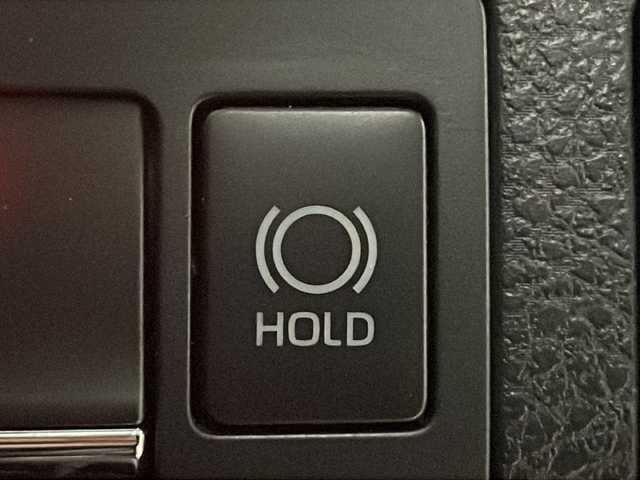 トヨタ ハリアー プレミアム スタイルノアール 広島県 2020(令2)年 3.4万km ブラックマイカ 純正オプション９型ナビ　/バックカメラ　/レーダークルーズコントロール　/フルセグＴＶ　/パワーシート　/コーナーセンサー　/パワーバックドア　/オートハイビーム　/衝突軽減ブレーキ　/ドラレコ　/ETC　/オートライト/純正18インチアルミホイール(235/55/R18)/エアバック（運転席/助手席/サイド）