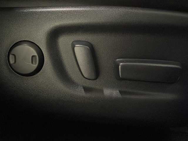 トヨタ ハリアー プレミアム スタイルノアール 広島県 2020(令2)年 3.4万km ブラックマイカ 純正オプション９型ナビ　/バックカメラ　/レーダークルーズコントロール　/フルセグＴＶ　/パワーシート　/コーナーセンサー　/パワーバックドア　/オートハイビーム　/衝突軽減ブレーキ　/ドラレコ　/ETC　/オートライト/純正18インチアルミホイール(235/55/R18)/エアバック（運転席/助手席/サイド）