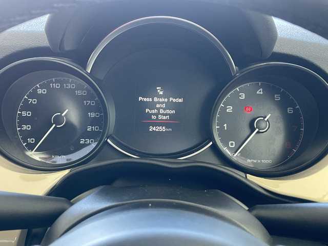 フィアット ５００Ｘ クロス 奈良県 2019(令1)年 2.5万km ベージュ 純正モニター付きオーディオ/USB BT AUX FM AM/バックカメラ/ETC/レーダークルーズコントロール/レーンアシスト/コーナーセンサー/電子パーキング/ドライブレコーダー/LEDヘッドライト/LEDフォグライト/オートライト/レザーシート/パワーシート/シートヒーター/ステアリングリモコン/ルーフレール/スマートキー/プッシュスタート