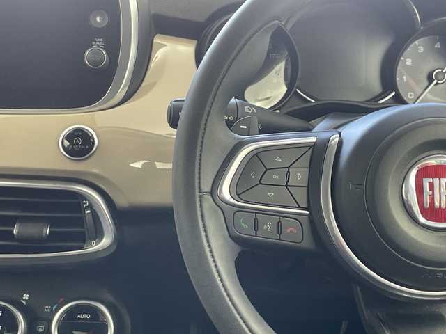 フィアット ５００Ｘ クロス 奈良県 2019(令1)年 2.5万km ベージュ 純正モニター付きオーディオ/USB BT AUX FM AM/バックカメラ/ETC/レーダークルーズコントロール/レーンアシスト/コーナーセンサー/電子パーキング/ドライブレコーダー/LEDヘッドライト/LEDフォグライト/オートライト/レザーシート/パワーシート/シートヒーター/ステアリングリモコン/ルーフレール/スマートキー/プッシュスタート