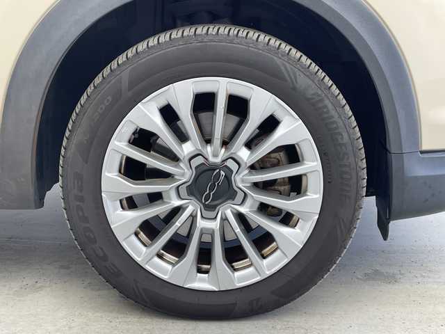 フィアット ５００Ｘ クロス 奈良県 2019(令1)年 2.5万km ベージュ 純正モニター付きオーディオ/USB BT AUX FM AM/バックカメラ/ETC/レーダークルーズコントロール/レーンアシスト/コーナーセンサー/電子パーキング/ドライブレコーダー/LEDヘッドライト/LEDフォグライト/オートライト/レザーシート/パワーシート/シートヒーター/ステアリングリモコン/ルーフレール/スマートキー/プッシュスタート