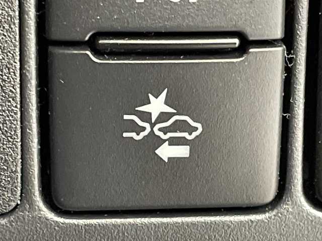 トヨタ アクア S スタイルブラック 群馬県 2019(平31)年 1.9万km ダークブルーマイカ 純正ナビ　バックカメラ　フルセグTV　Bluetooth接続　スマートキー　プッシュスタートボタン　衝突被害軽減ブレーキ　レーンアシスト　オートマチックハイビーム　ビルトインETC２．０　禁煙車