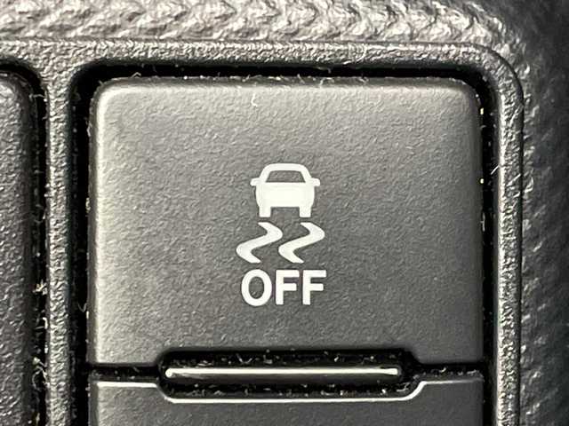 トヨタ アクア S スタイルブラック 群馬県 2019(平31)年 1.9万km ダークブルーマイカ 純正ナビ　バックカメラ　フルセグTV　Bluetooth接続　スマートキー　プッシュスタートボタン　衝突被害軽減ブレーキ　レーンアシスト　オートマチックハイビーム　ビルトインETC２．０　禁煙車