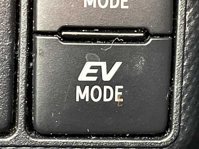 トヨタ アクア S スタイルブラック 群馬県 2019(平31)年 1.9万km ダークブルーマイカ 純正ナビ　バックカメラ　フルセグTV　Bluetooth接続　スマートキー　プッシュスタートボタン　衝突被害軽減ブレーキ　レーンアシスト　オートマチックハイビーム　ビルトインETC２．０　禁煙車