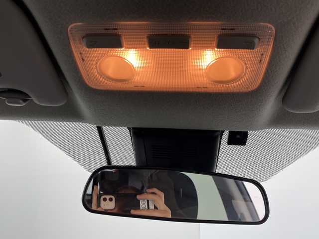 トヨタ アクア S スタイルブラック 群馬県 2019(平31)年 1.9万km ダークブルーマイカ 純正ナビ　バックカメラ　フルセグTV　Bluetooth接続　スマートキー　プッシュスタートボタン　衝突被害軽減ブレーキ　レーンアシスト　オートマチックハイビーム　ビルトインETC２．０　禁煙車