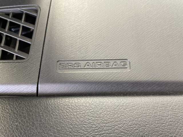 トヨタ アクア S スタイルブラック 群馬県 2019(平31)年 1.9万km ダークブルーマイカ 純正ナビ　バックカメラ　フルセグTV　Bluetooth接続　スマートキー　プッシュスタートボタン　衝突被害軽減ブレーキ　レーンアシスト　オートマチックハイビーム　ビルトインETC２．０　禁煙車