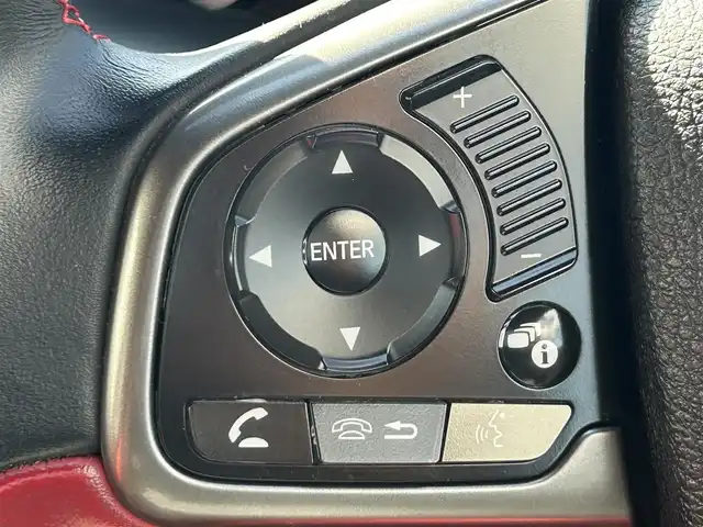 ホンダ シビック タイプR 和歌山県 2018(平30)年 4.8万km チャンピオンシップホワイト 社外ディスプレイオーディオ/Bluetooth/CD/DVD/バックカメラ/ビルトインETC/ドライブレコーダー/レーダー探知機/クルーズコントロール/パーキングソナー/革巻きステアリング/純正バケットシート/電動パーキングブレーキ/ブレーキホールド/ドライブモードセレクト/LEDヘッドライト/フォグランプ/オートライト/純正20インチAW/三本出マフラー/大型ウイング/プッシュスタート/スマートキー/スペアキー