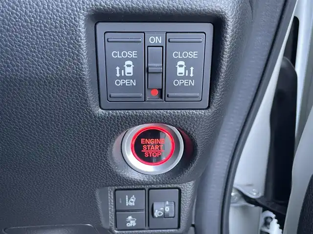 ホンダ Ｎ ＢＯＸ カスタム L ターボ コーディネートスタイル 東京都 2023(令5)年 1.9万km プラチナホワイトパール 販売成約済 AA代行 価格変更中/純正ナビ〈LXU-237NBi〉/ETC2.0/無限フロアマット/無限ドアバイザー