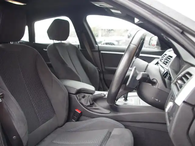 ＢＭＷ ４２０ｉ グランクーペ Mスポーツ 埼玉県 2019(平31)年 4.7万km アルピンホワイトⅢ インテリジェントセーフティー/レーンキープアシスト/アダプティブクルーズコントロール/BSM/コンフォートアクセス/パドルシフト/コーナーセンサー/バックカメラ/フルセグテレビ/ドライブレコーダー/シートヒーター/パワーシート/パワーバックドア