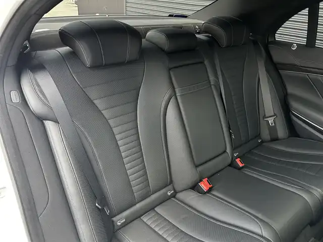 メルセデス・ベンツ Ｓ４００ ハイブリッド エクスクルーシブ 茨城県 2015(平27)年 4.9万km ダイヤモンドホワイト AMGライン /パノラマSR /ソフトクローズD /HUD /エアバランスP /Burｍester /360度カメラ /黒革 /シートヒーター /ベンチレーション /AMG19inAW /RSP/ACC /ナビ /TV /LED /禁煙車