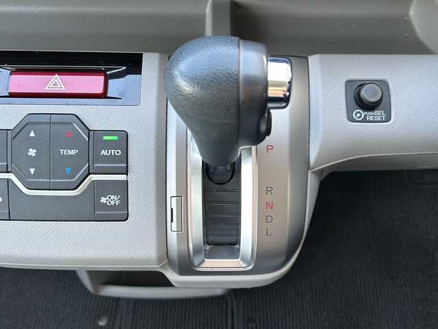 ホンダ ステップワゴン G Lパッケージ 鳥取県 2010(平22)年 11.2万km プレミアムヒダマリアイボリーパール 純正キーレス/両側パワースライド/純正HDDインターナビ/ワンセグ・MSV/バックカメラ/リアクーラー/ビルトインETC/保証書。取説