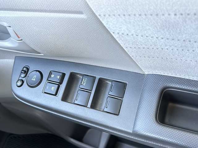 ホンダ ステップワゴン G Lパッケージ 鳥取県 2010(平22)年 11.2万km プレミアムヒダマリアイボリーパール 純正キーレス/両側パワースライド/純正HDDインターナビ/ワンセグ・MSV/バックカメラ/リアクーラー/ビルトインETC/保証書。取説